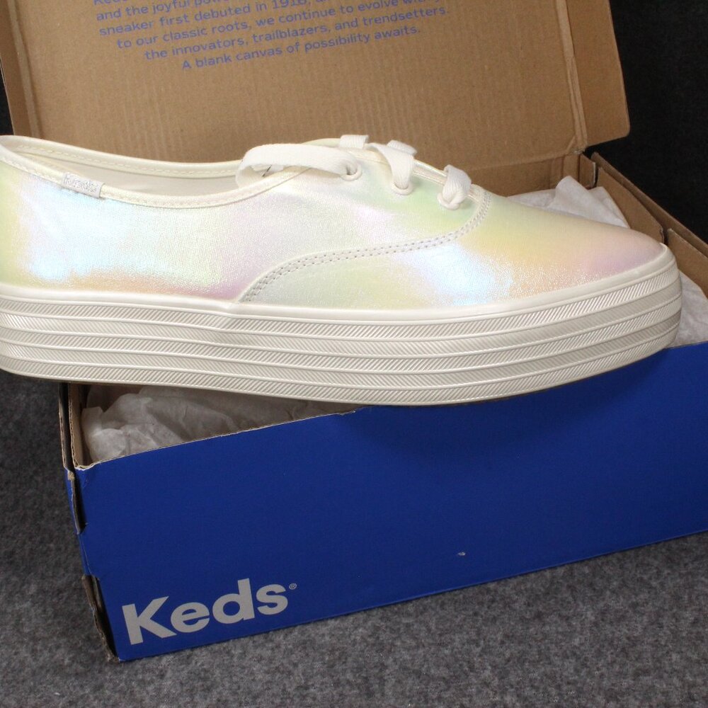 Keds Metallic IridKeds escent Silver Pointed Toe Platform Women's Shoes Size 9.5